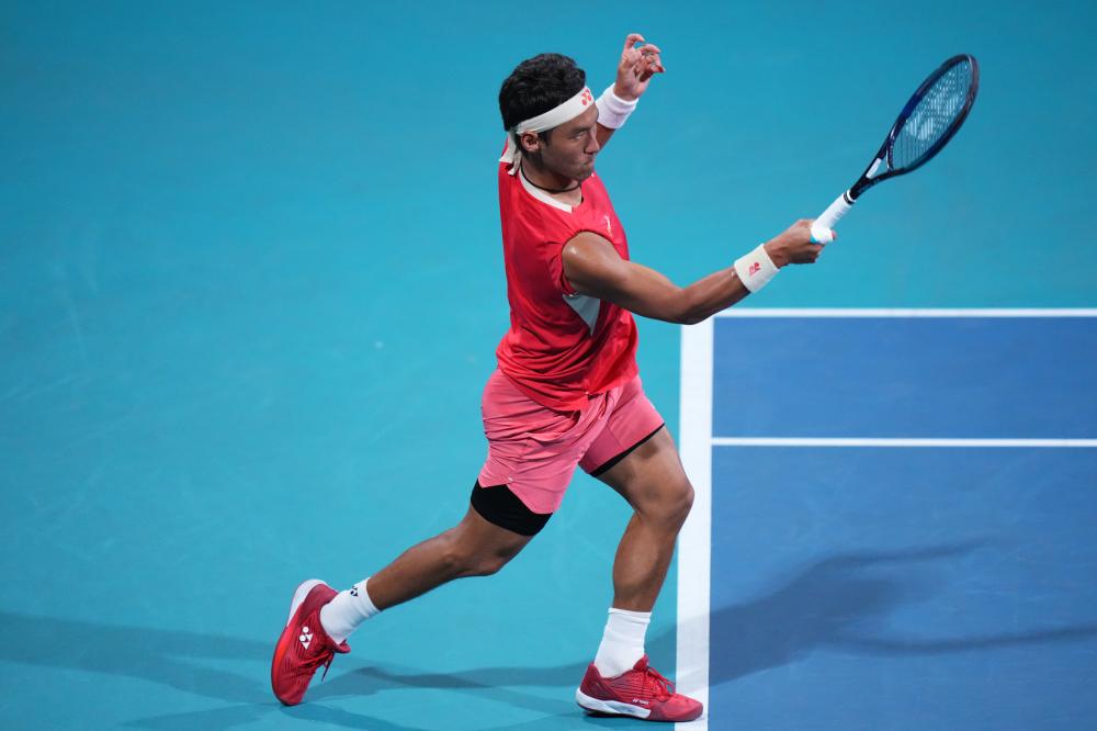 二飞虽退但接班人已到！王洪泽CBA俱乐部杯场均10.3分5.3板2.3助